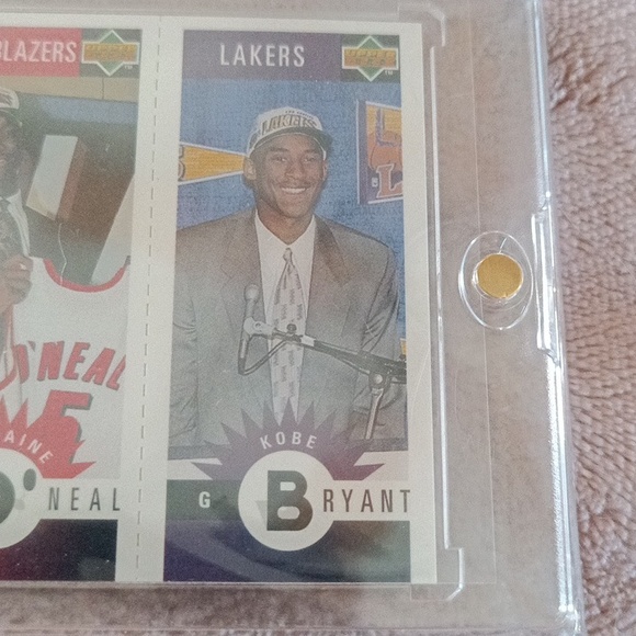 Kobe Bryant Rookie - Picture 2 of 3